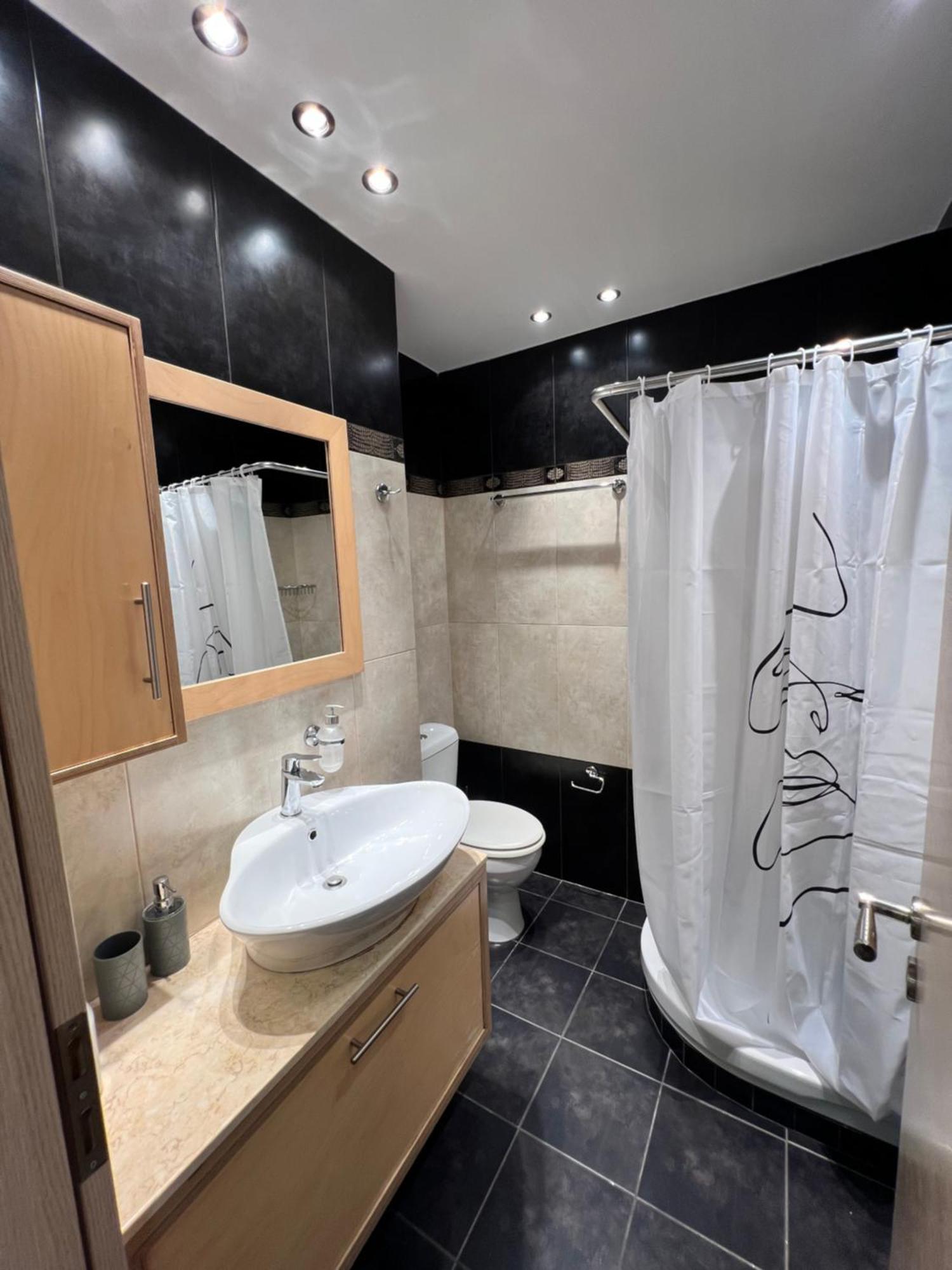 Nikola'S Home Атина Екстериор снимка
